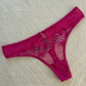VS Pink Lace Thong NWT